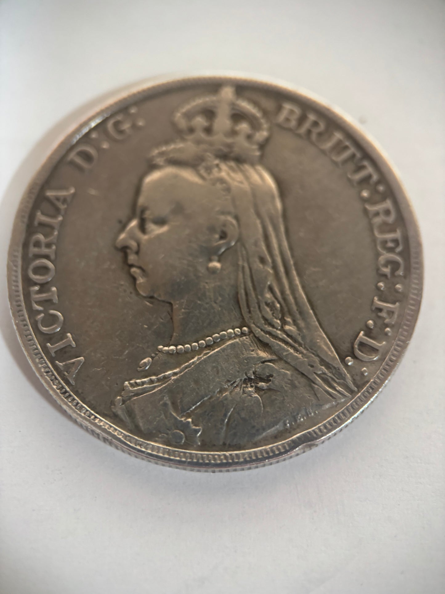 UK CROWN, 1889 QUEEN VICTORIA, 0.925 SILVER, VF35 GRADE, NICE CLEAN COIN